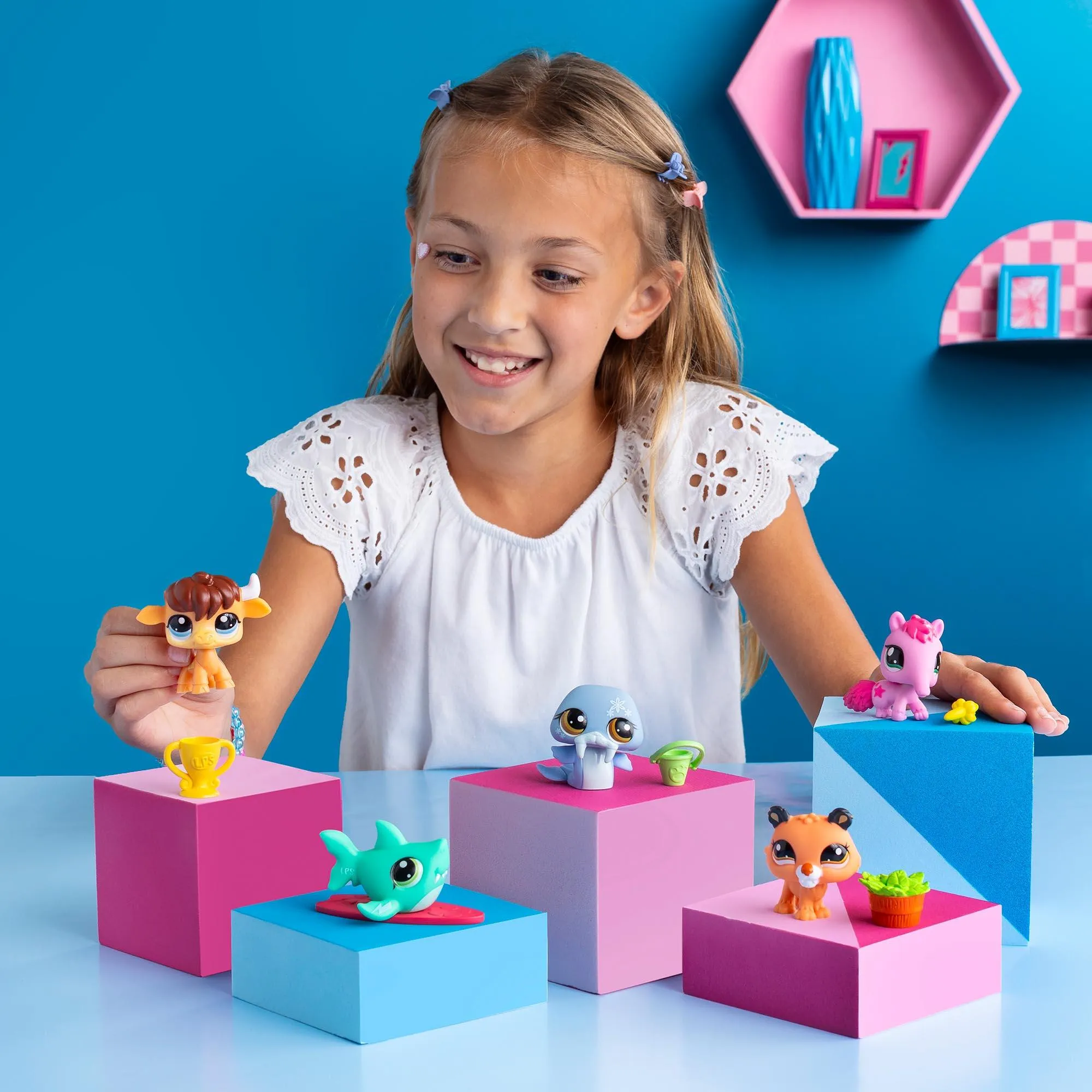 Littlest Pet Shop Pet Surprise Singles S1 Blind Box