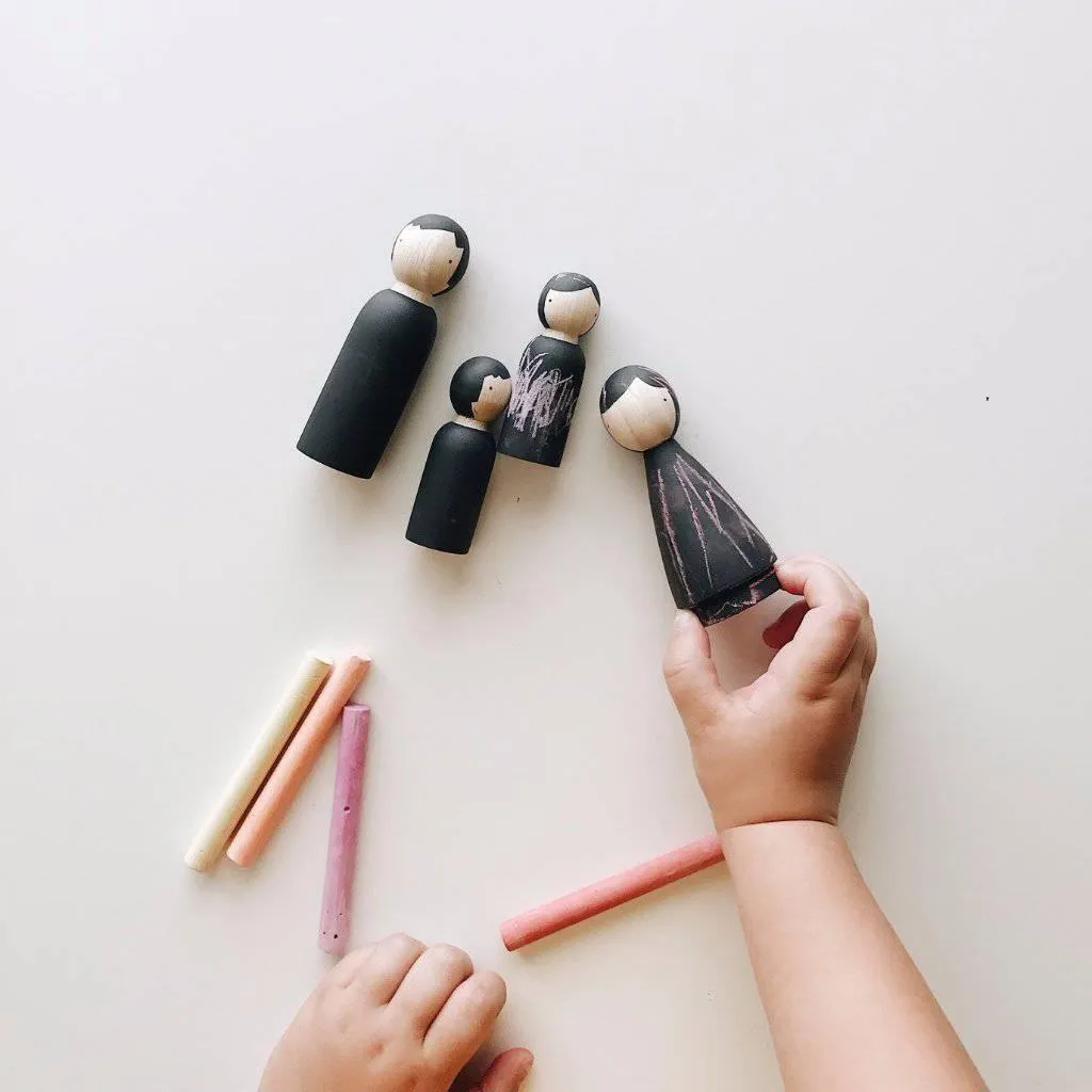 Peg Dolls : The Chalk Dolls LAST ONE