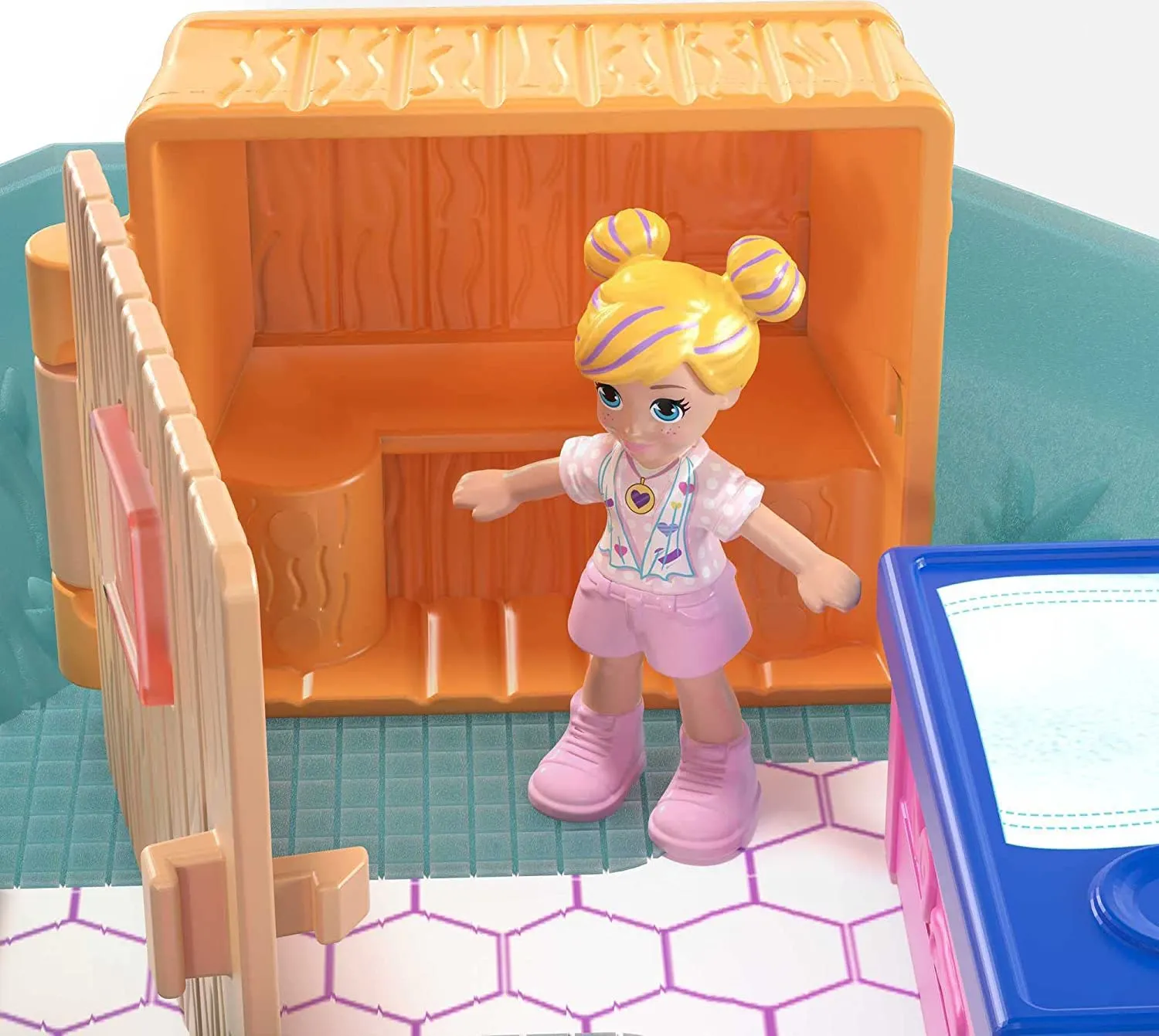Polly Pocket Big Pocket World Pamperin' Perfume Spa Compact