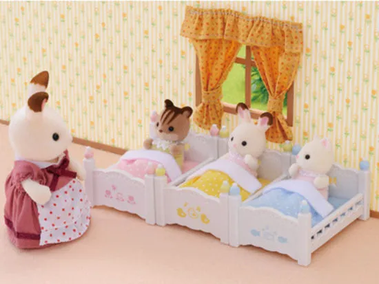 Sylvanian Families Triple Bunk Beds Accessories