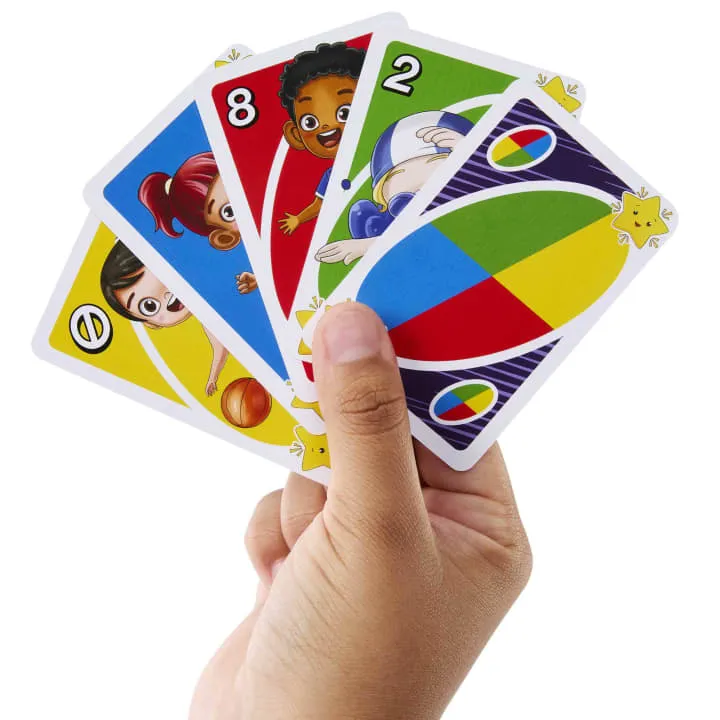 UNO Junior Move! Card Game